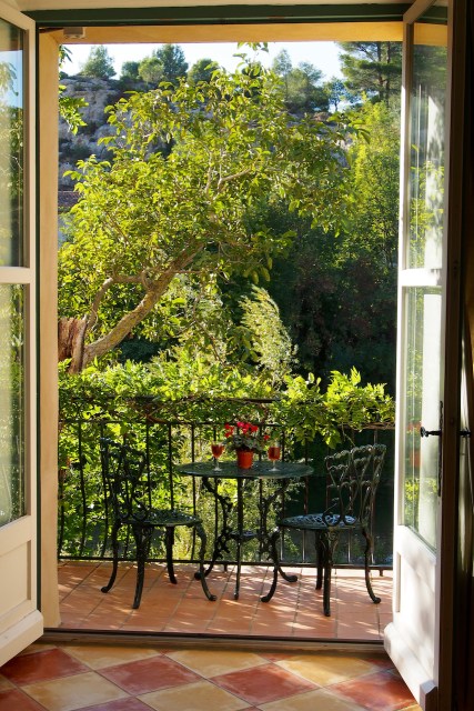 Gite balcony.